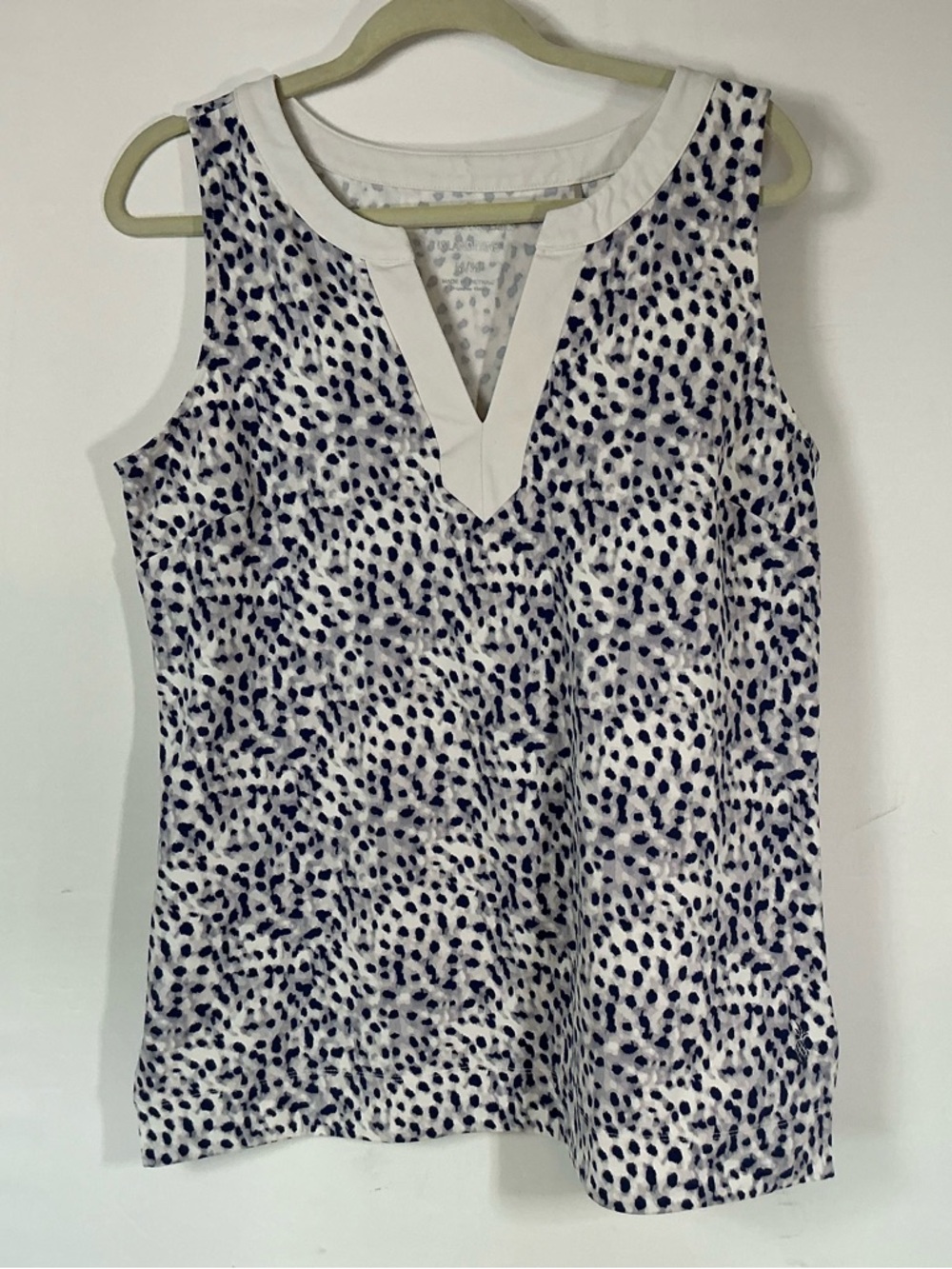 Lucky Brand White Sleeveless V-Neck Tank with Navy Dot Print